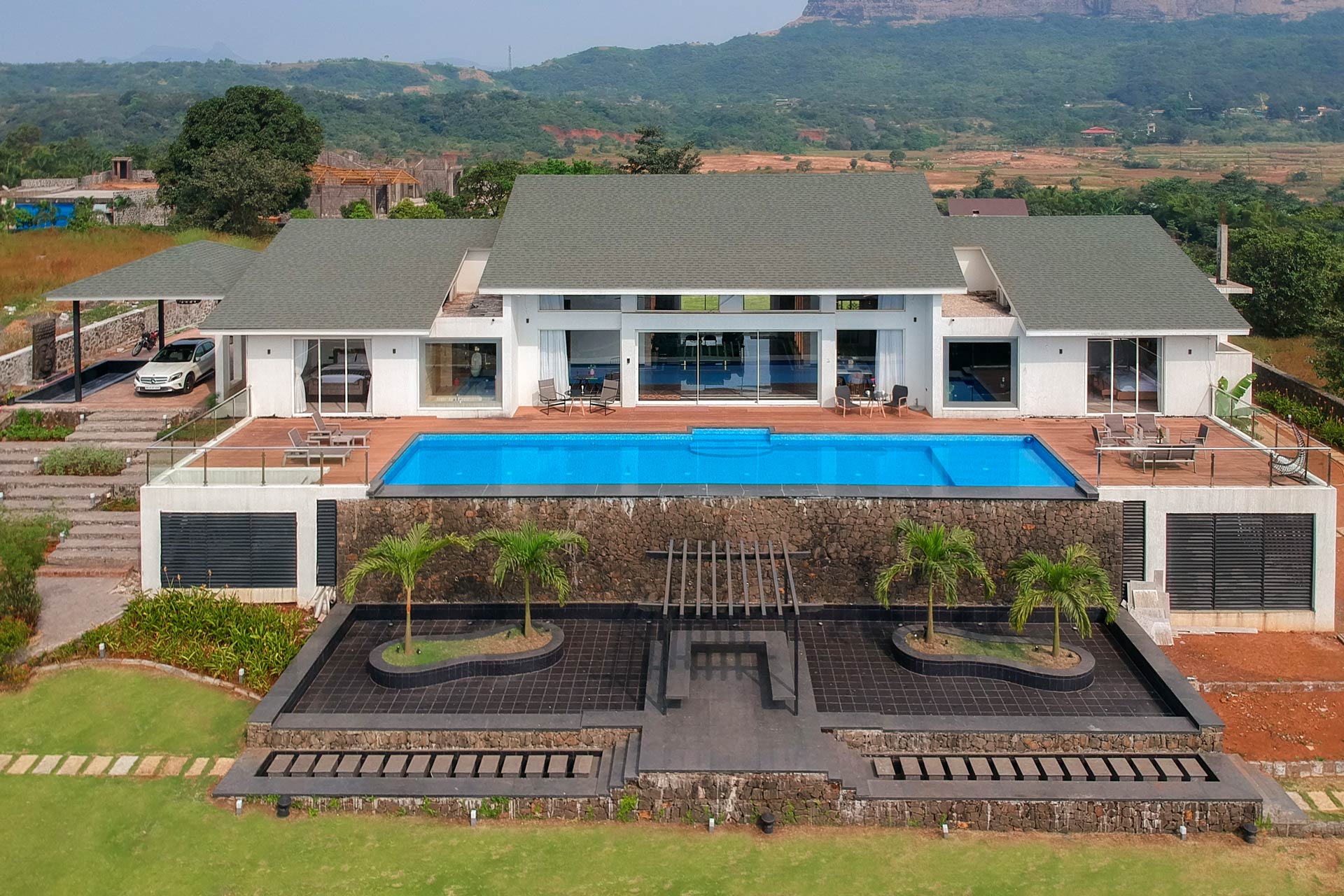 Read more about the article Villa 107 At Canary Farms