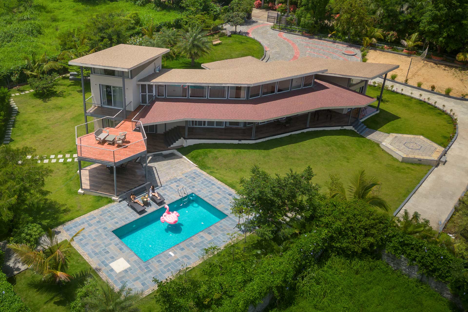 Read more about the article Bel Air Mansion – Talegaon