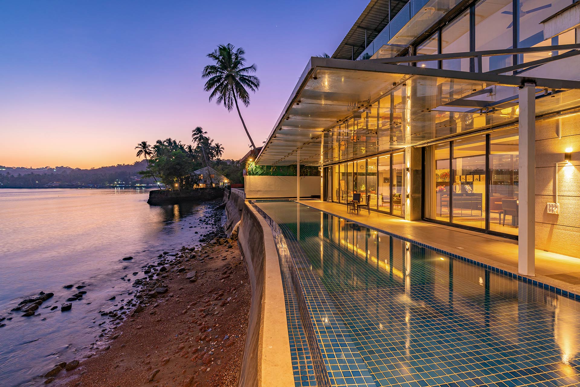 Read more about the article Oceanic Sunsets – Reis Magos