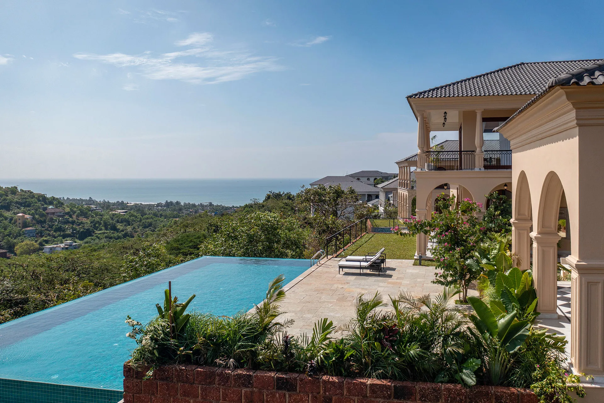 Read more about the article Sacri Borod Hill 9