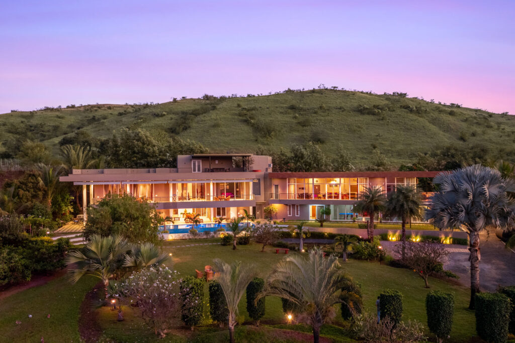 Watermark Villa, Igatpuri — 7 BHK private pool villa