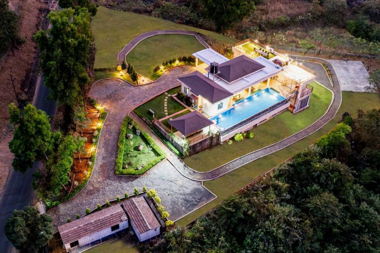 Read more about the article Infinity Pool Villas Near Mumbai