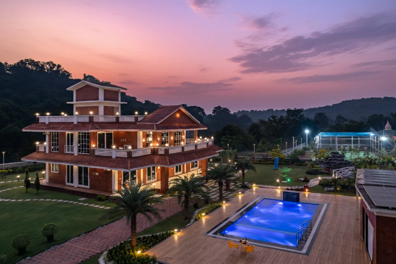 Read more about the article The Red Creek – Patansai